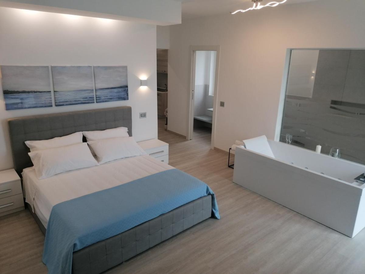 Borgonuovo Luxury Home Пешичи Екстериор снимка